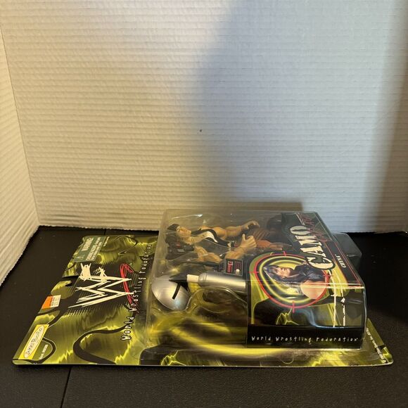 VTG 1999 WWF Chyna Camo Carnage Jakks Pacific Wrestling Figure MOC WWE Attitude - Picture 5 of 7